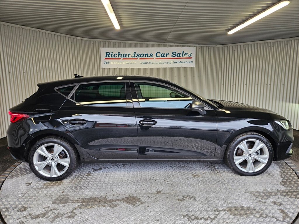 Used SEAT Leon 2022 for sale - 77534425: Photo 2