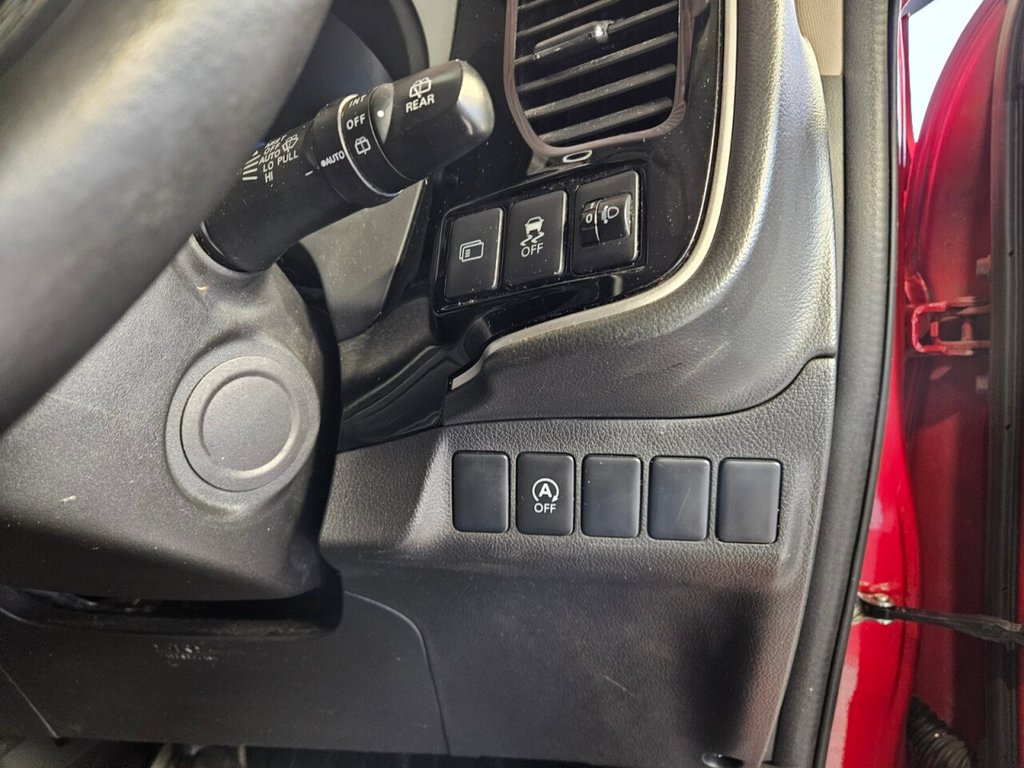 Used Mitsubishi Outlander 2015 for sale - 77384293: Photo 15