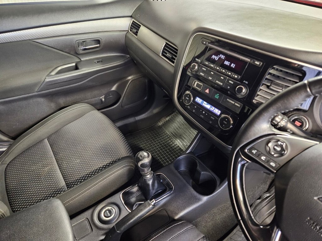 Used Mitsubishi Outlander 2015 for sale - 77384293: Photo 18