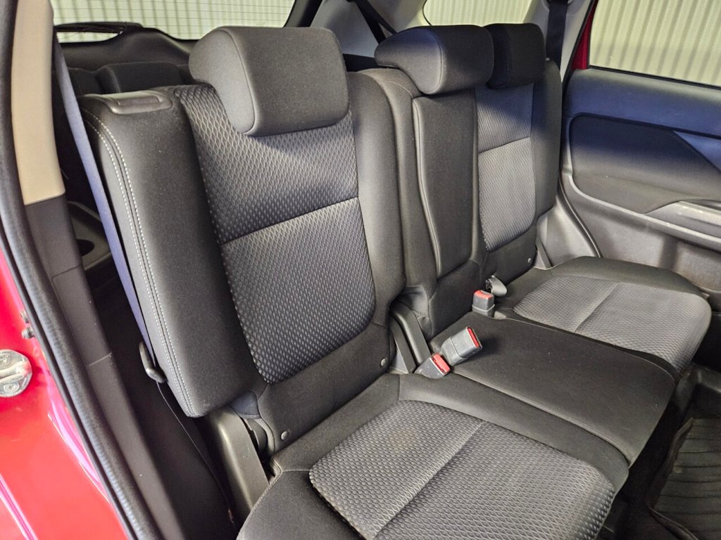 Used Mitsubishi Outlander 2015 for sale - 77384293: Photo 26