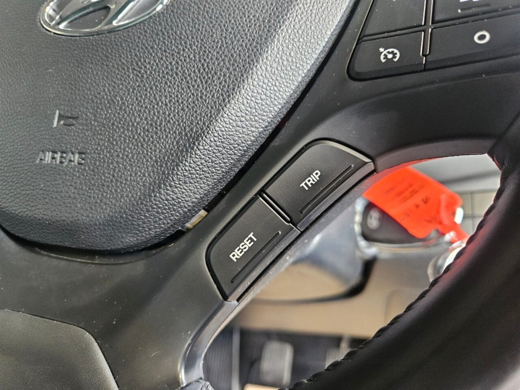 Used Hyundai i10 2017 for sale - 77879433: Photo 16