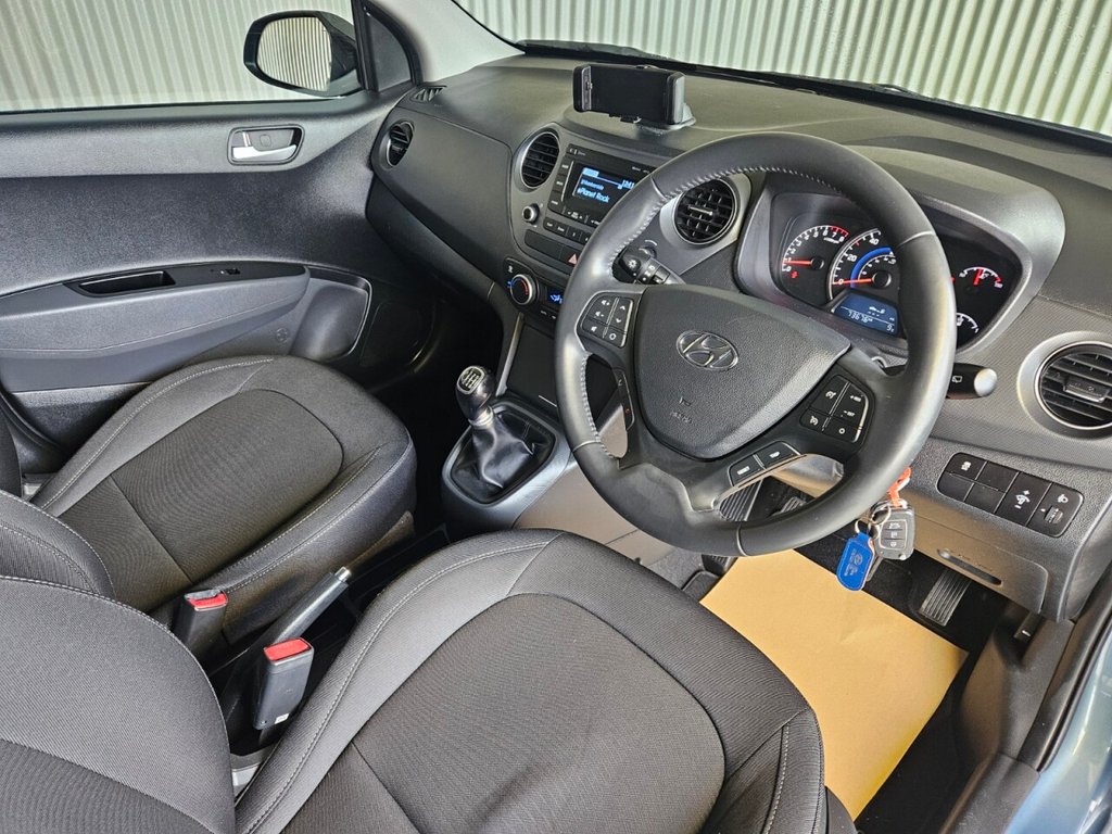 Used Hyundai i10 2017 for sale - 77879433: Photo 21