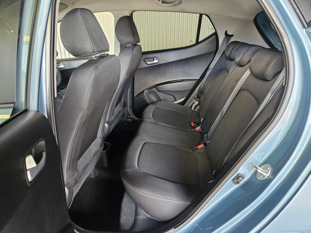 Used Hyundai i10 2017 for sale - 77879433: Photo 30