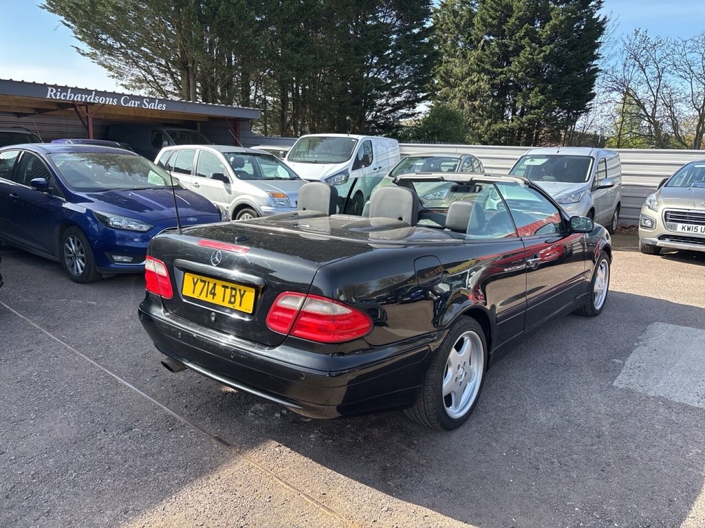 Used Mercedes-Benz CLK 2001 for sale - 78200144: Photo 3