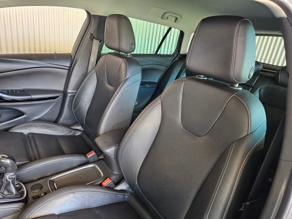 Used Vauxhall Astra 2017 for sale - 77765179: Photo 40