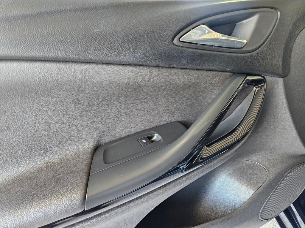 Used Vauxhall Astra 2017 for sale - 77765179: Photo 41