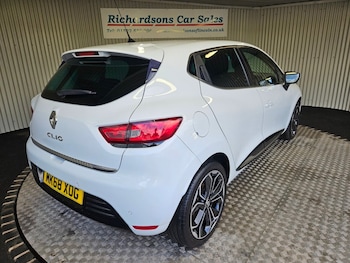 Used Renault Clio 2018 for sale - 77355675: Photo