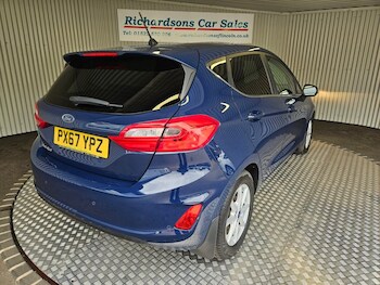 Used Ford Fiesta 2017 for sale - 75654634: Photo