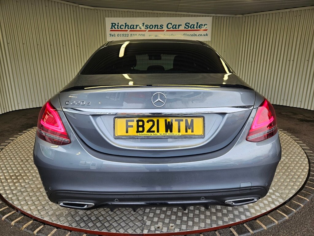 Used Mercedes-Benz C Class 2021 for sale - 76632571: Photo 4