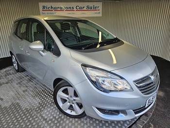 2015 (64) - 1.4i 16V Tech Line 5dr