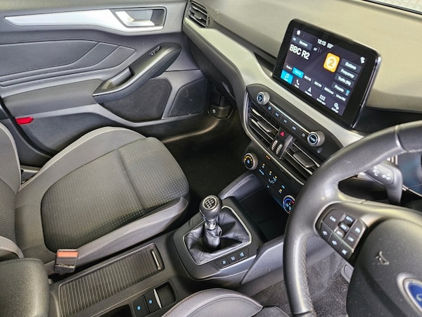 Used Ford Focus 2019 for sale - 76236066: Photo 17