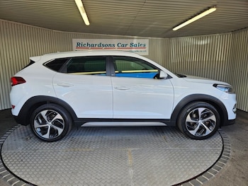 Used Hyundai TUCSON 2017 for sale - 79072480: Photo