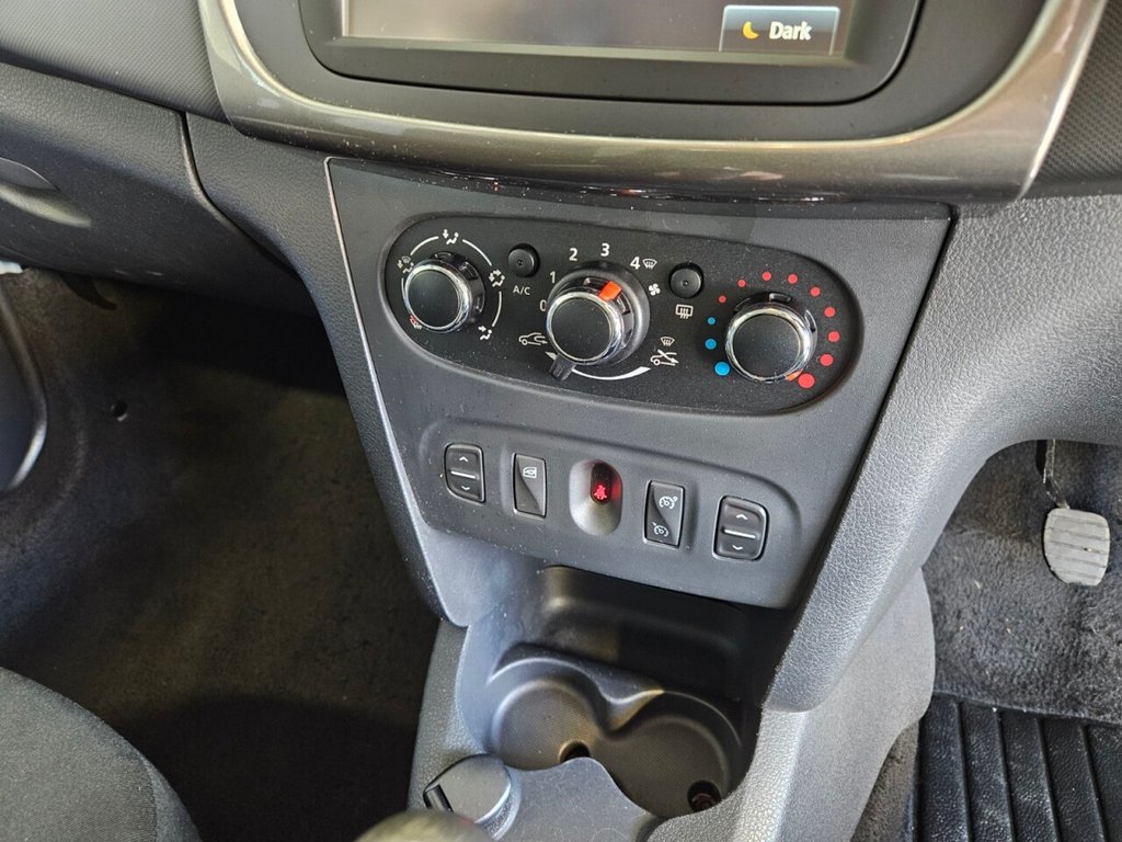 Used Dacia Sandero Stepway 2015 for sale - 78069260: Photo 18