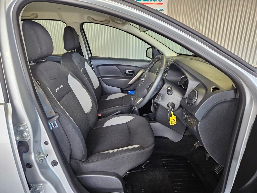 Used Dacia Sandero Stepway 2015 for sale - 78069260: Photo 23