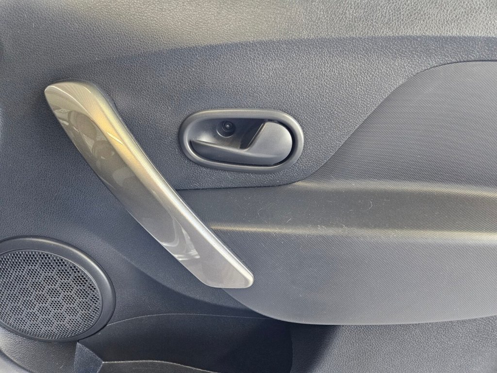 Used Dacia Sandero Stepway 2015 for sale - 78069260: Photo 25