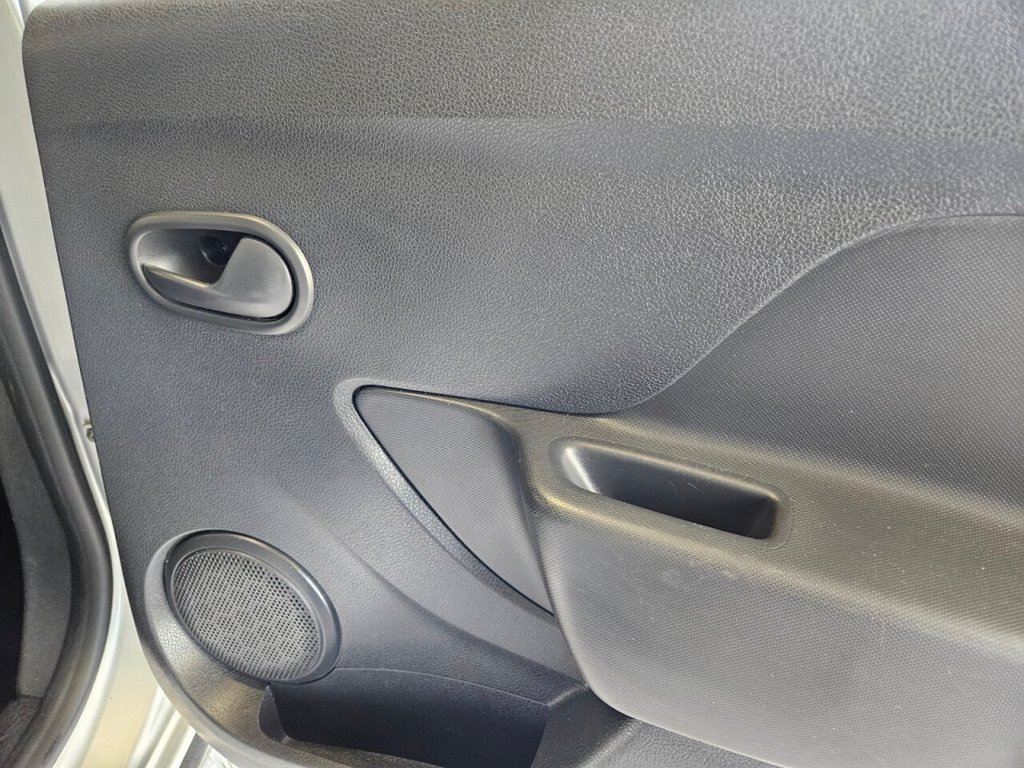 Used Dacia Sandero Stepway 2015 for sale - 78069260: Photo 29