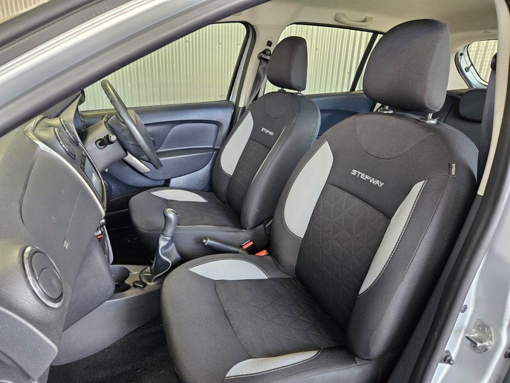 Used Dacia Sandero Stepway 2015 for sale - 78069260: Photo 36