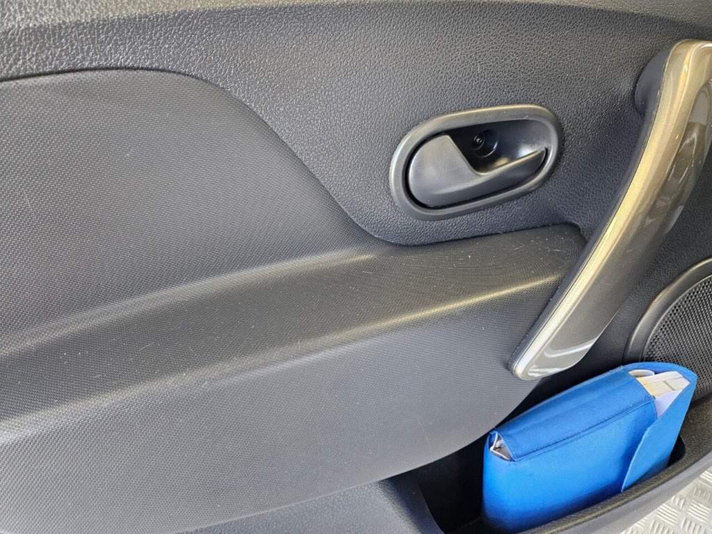 Used Dacia Sandero Stepway 2015 for sale - 78069260: Photo 37