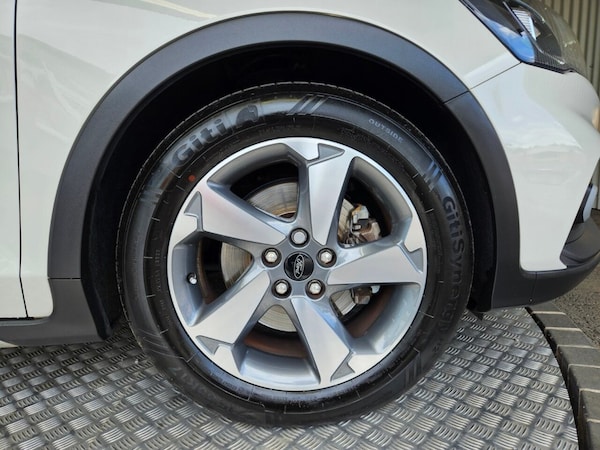 Used Ford Focus 2019 for sale - 75086661: Photo 13
