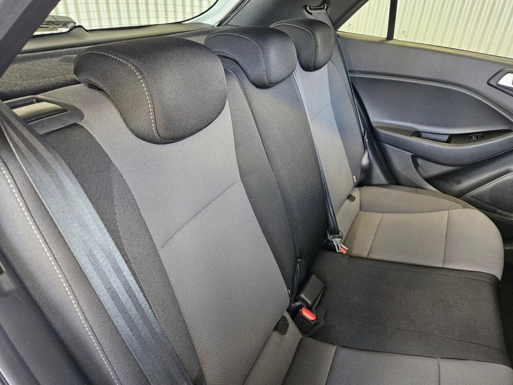 Used Hyundai i20 2017 for sale - 78201004: Photo 25