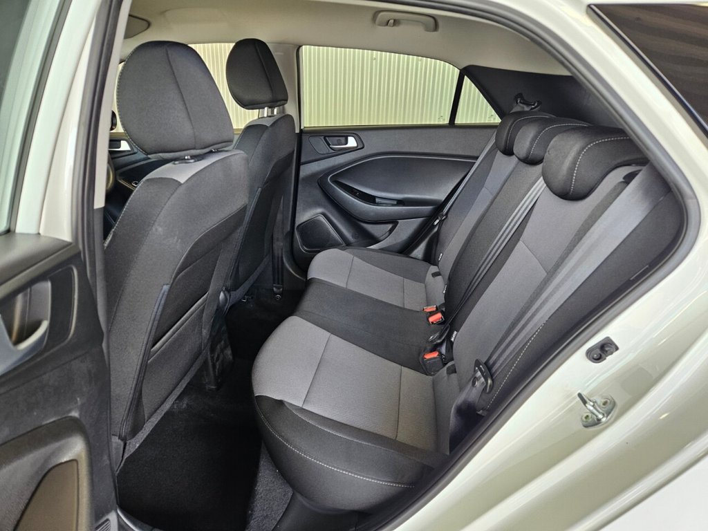 Used Hyundai i20 2017 for sale - 78201004: Photo 28