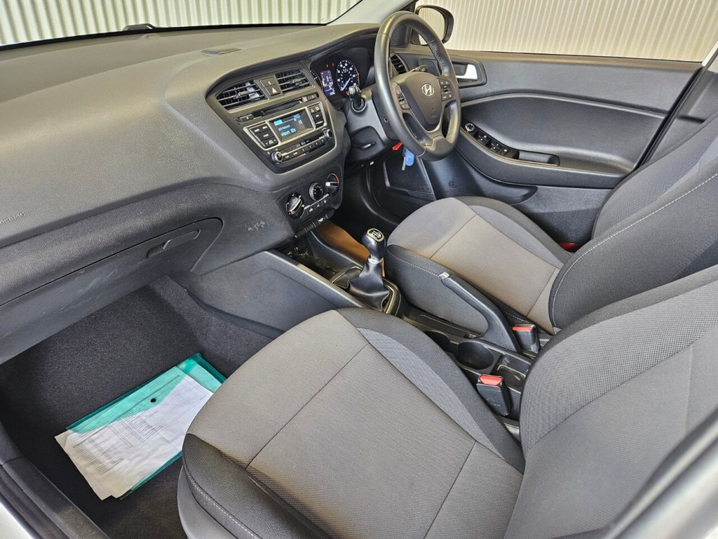 Used Hyundai i20 2017 for sale - 78201004: Photo 31