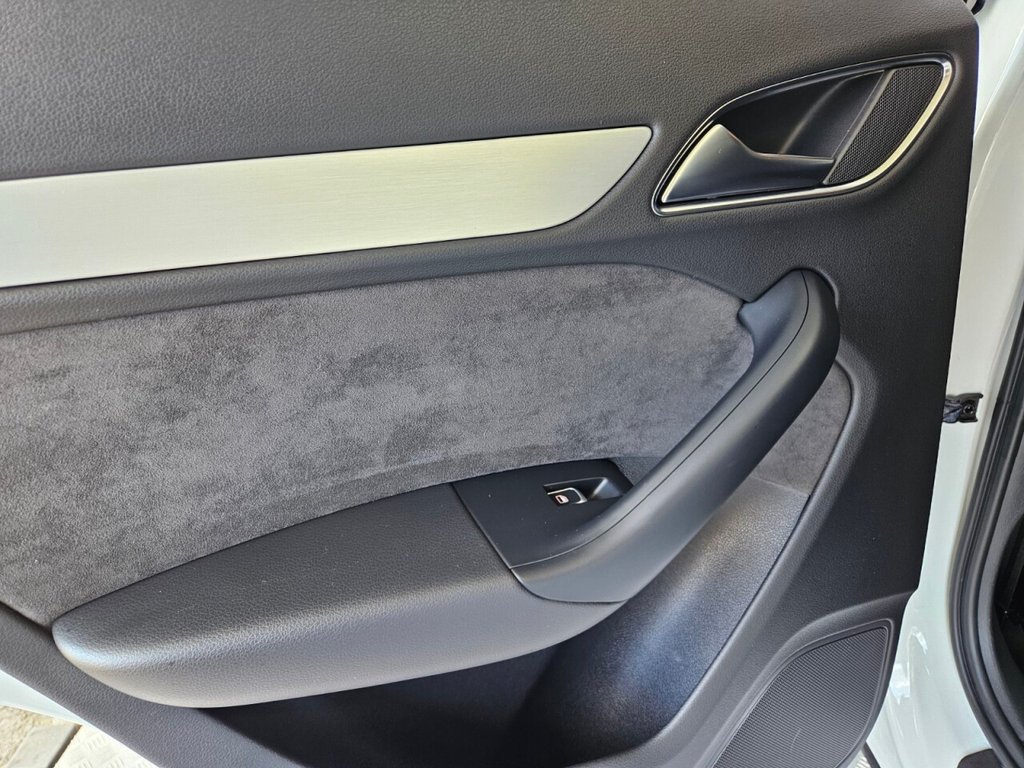 Used Audi Q3 2016 for sale - 78082927: Photo 37