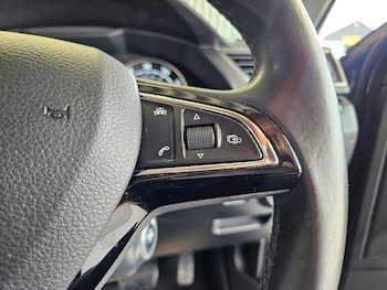 Used Skoda Superb 2018 for sale - 79265851: Photo