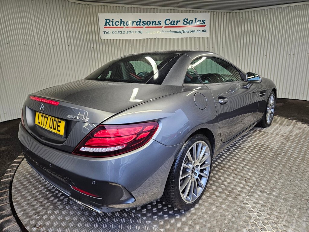 Used Mercedes-Benz SLC 2017 for sale - 77642444: Photo 3