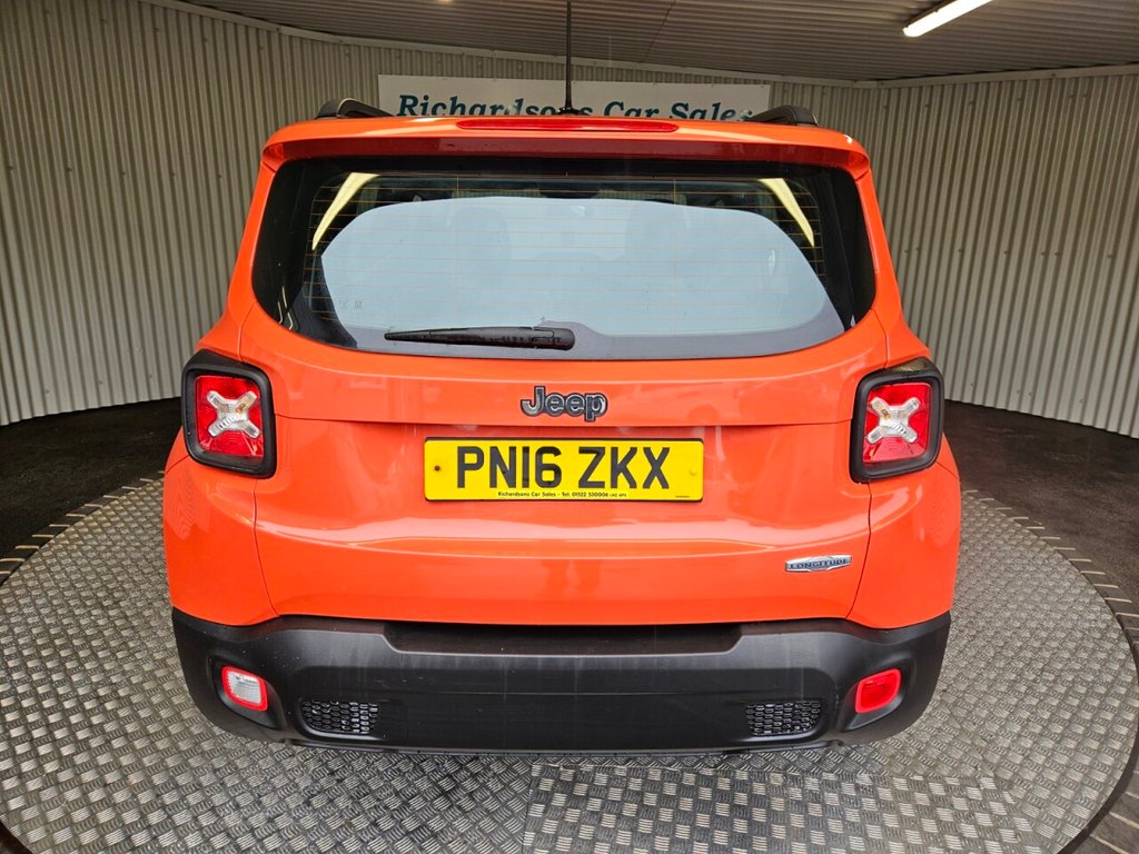 Used Jeep Renegade 2016 for sale - 76132924: Photo 4
