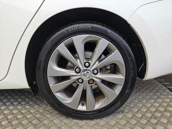 Used Toyota Auris 2014 for sale - 76304254: Photo 12