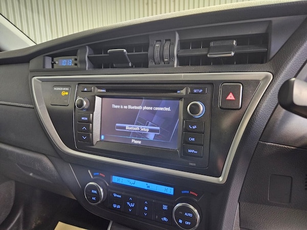 Used Toyota Auris 2014 for sale - 76304254: Photo 21
