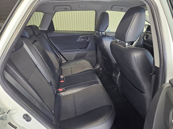 Used Toyota Auris 2014 for sale - 76304254: Photo 31