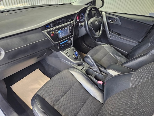 Used Toyota Auris 2014 for sale - 76304254: Photo 34