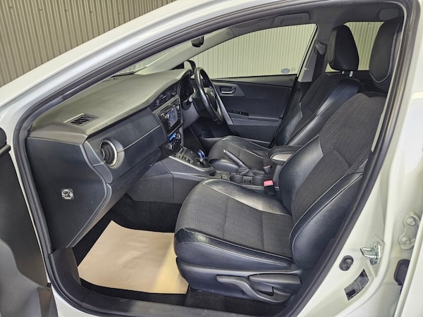 Used Toyota Auris 2014 for sale - 76304254: Photo 35
