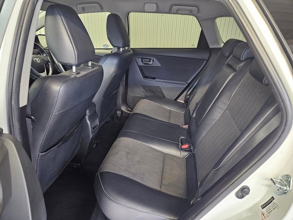 Used Toyota Auris 2014 for sale - 76304254: Photo 39