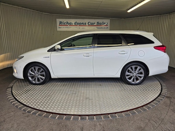 Used Toyota Auris 2014 for sale - 76304254: Photo 7
