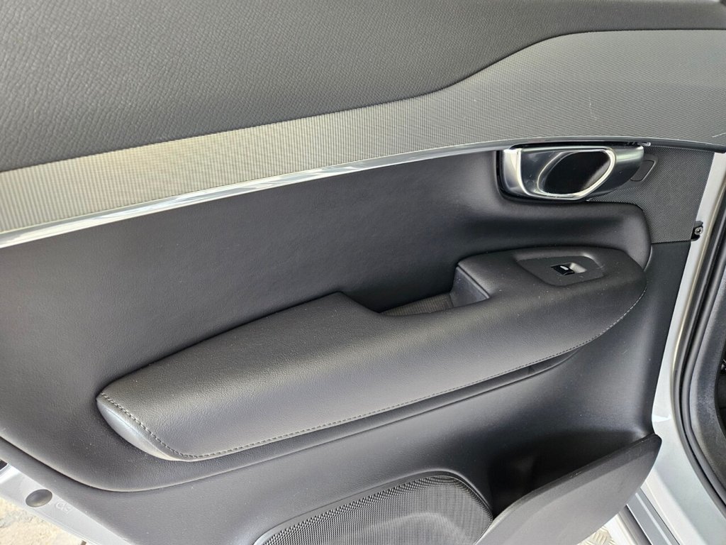 Used Volvo XC90 2023 for sale - 78068605: Photo 31