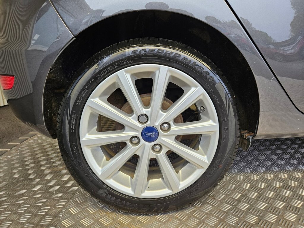Used Ford Fiesta 2016 for sale - 76417312: Photo 12