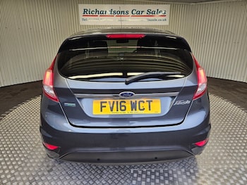 Used Ford Fiesta 2016 for sale - 76417312: Photo