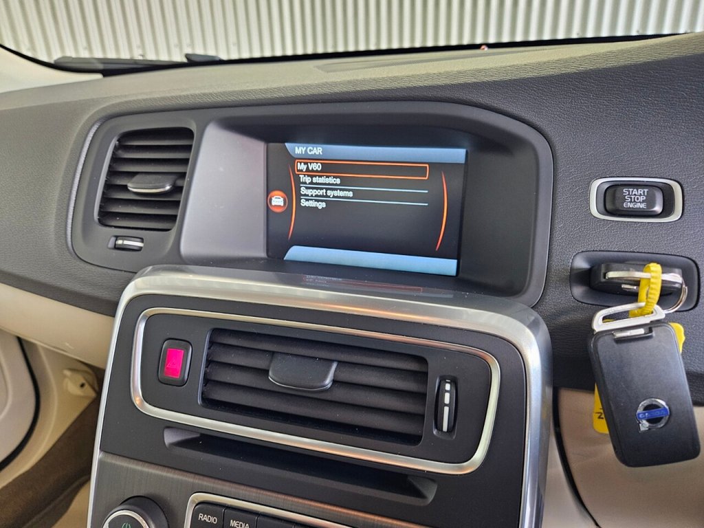 Used Volvo V60 2013 for sale - 76080934: Photo 22