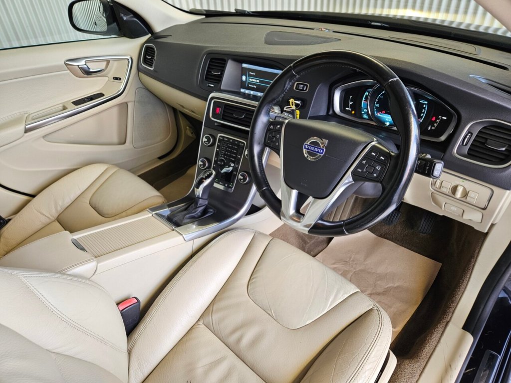 Used Volvo V60 2013 for sale - 76080934: Photo 25