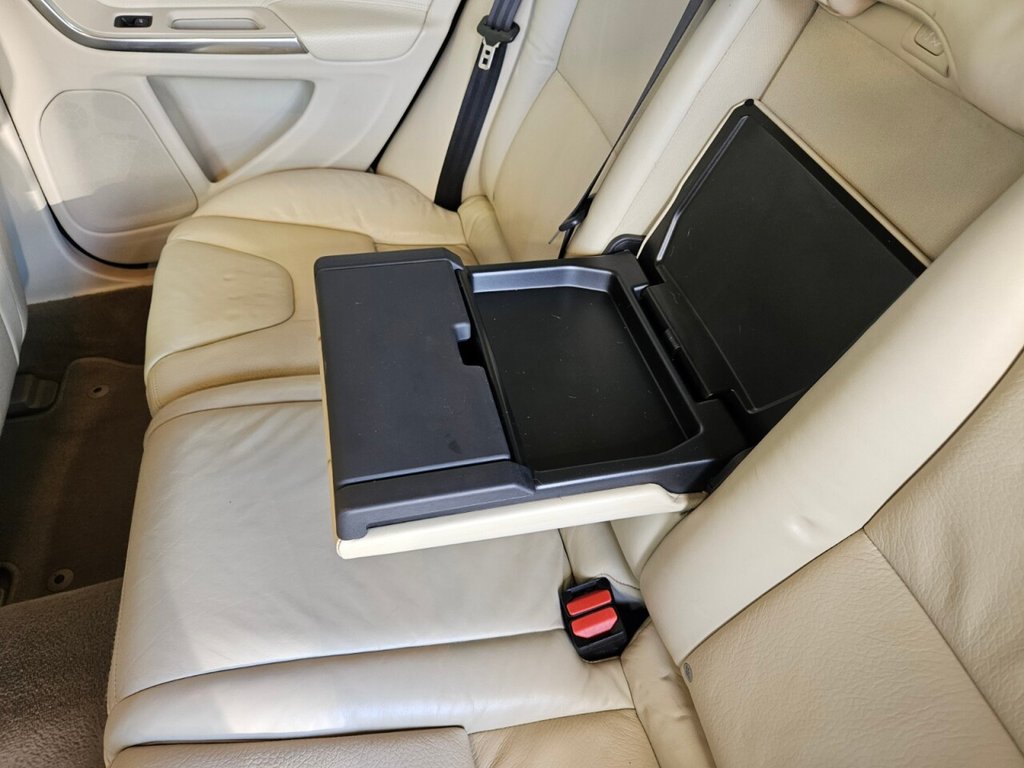 Used Volvo V60 2013 for sale - 76080934: Photo 41