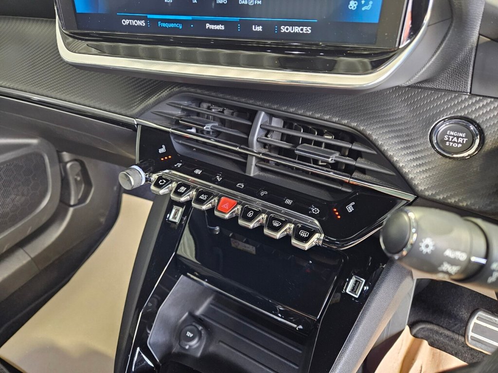 Used Peugeot 2008 2020 for sale - 76496611: Photo 18