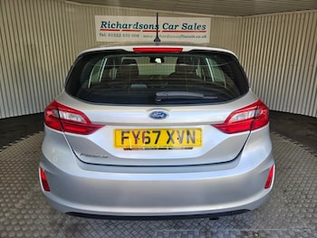 Used Ford Fiesta 2017 for sale - 79155249: Photo