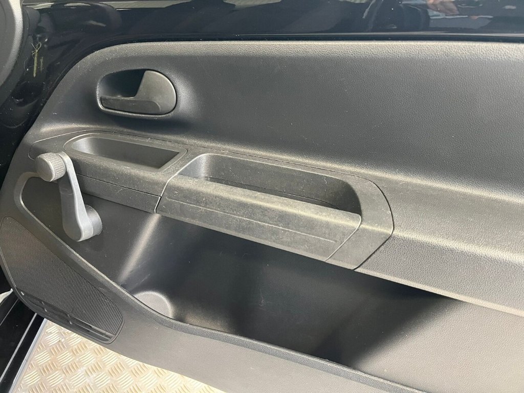 Used Volkswagen up! 2013 for sale - 77437260: Photo 18