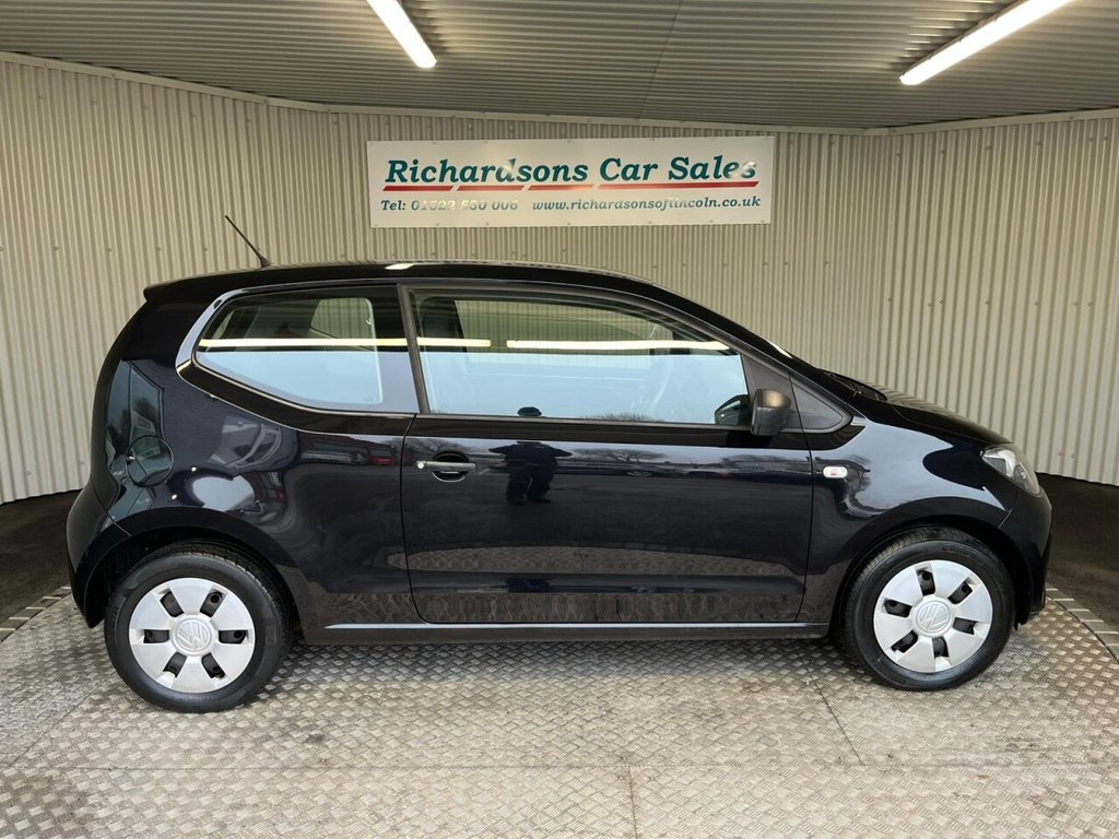 Used Volkswagen up! 2013 for sale - 77437260: Photo 2
