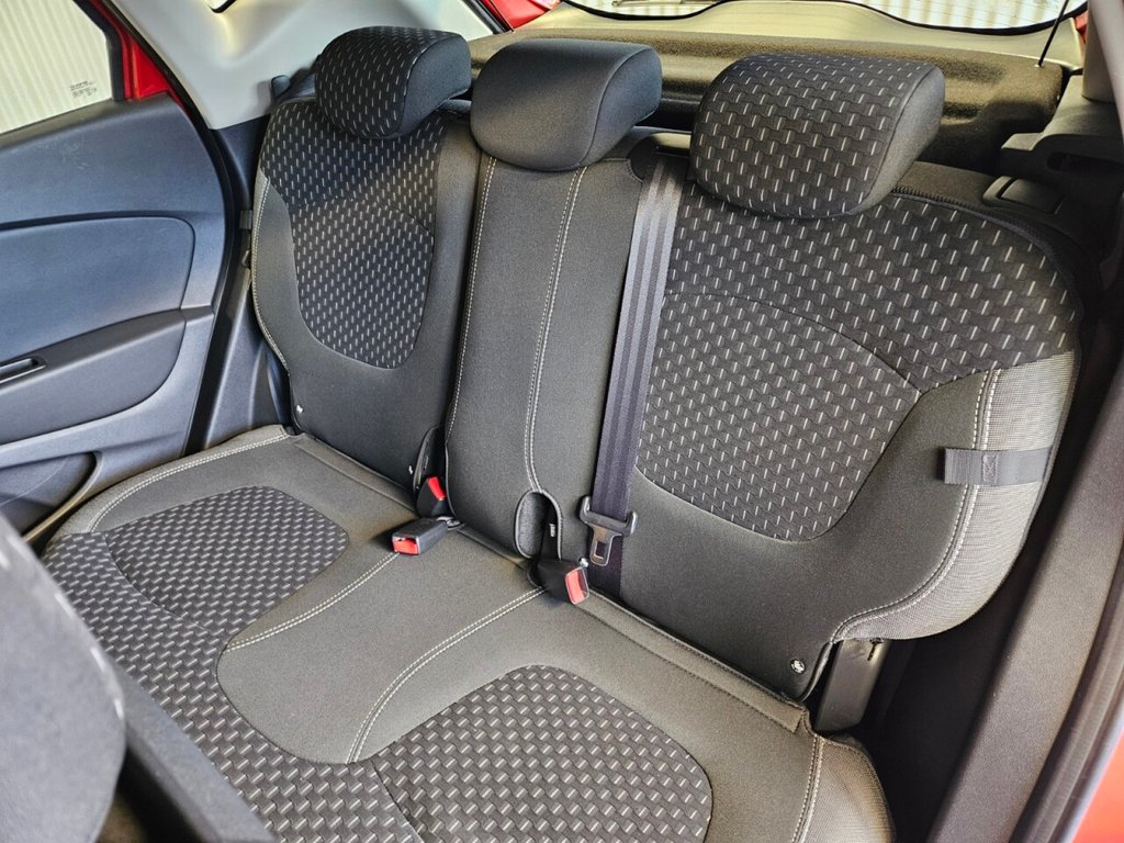 Used Renault Captur 2018 for sale - 76841261: Photo 32