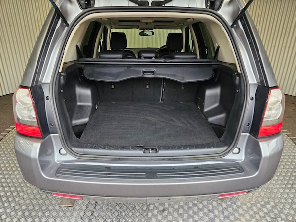 Used Land Rover Freelander 2 2012 for sale - 76080680: Photo 7