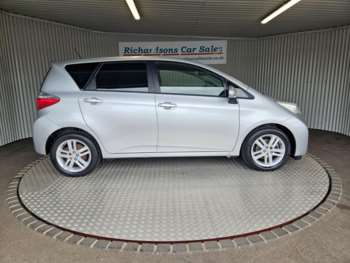 Used Toyota Verso 2011 for sale - 74796116: Photo